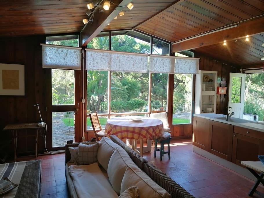 Casa da Lagoa - House by the Lagoon with Direct Access to the Beach