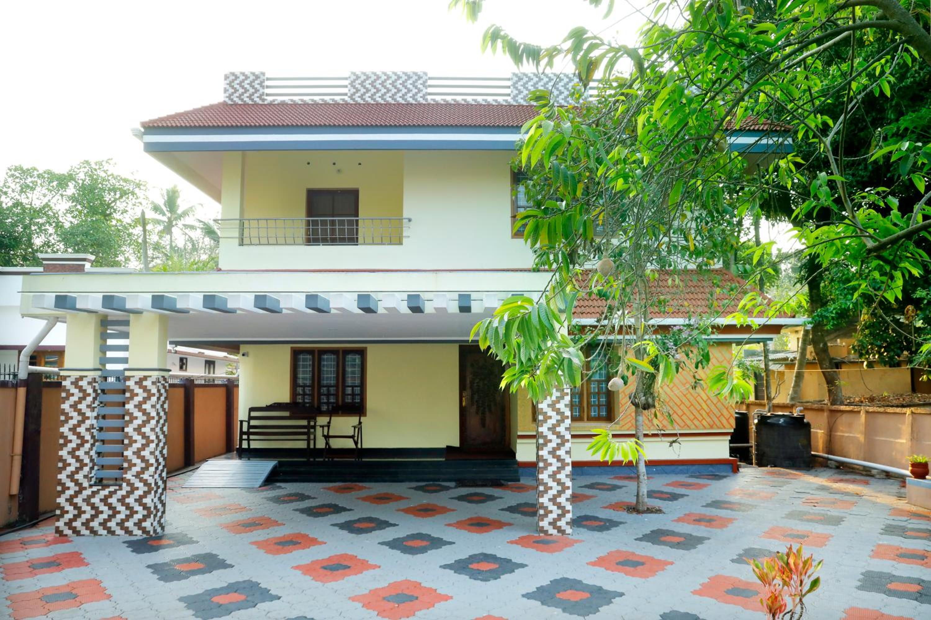 Alleppey Haven Homestay Entire 6 Bedrooms view 4