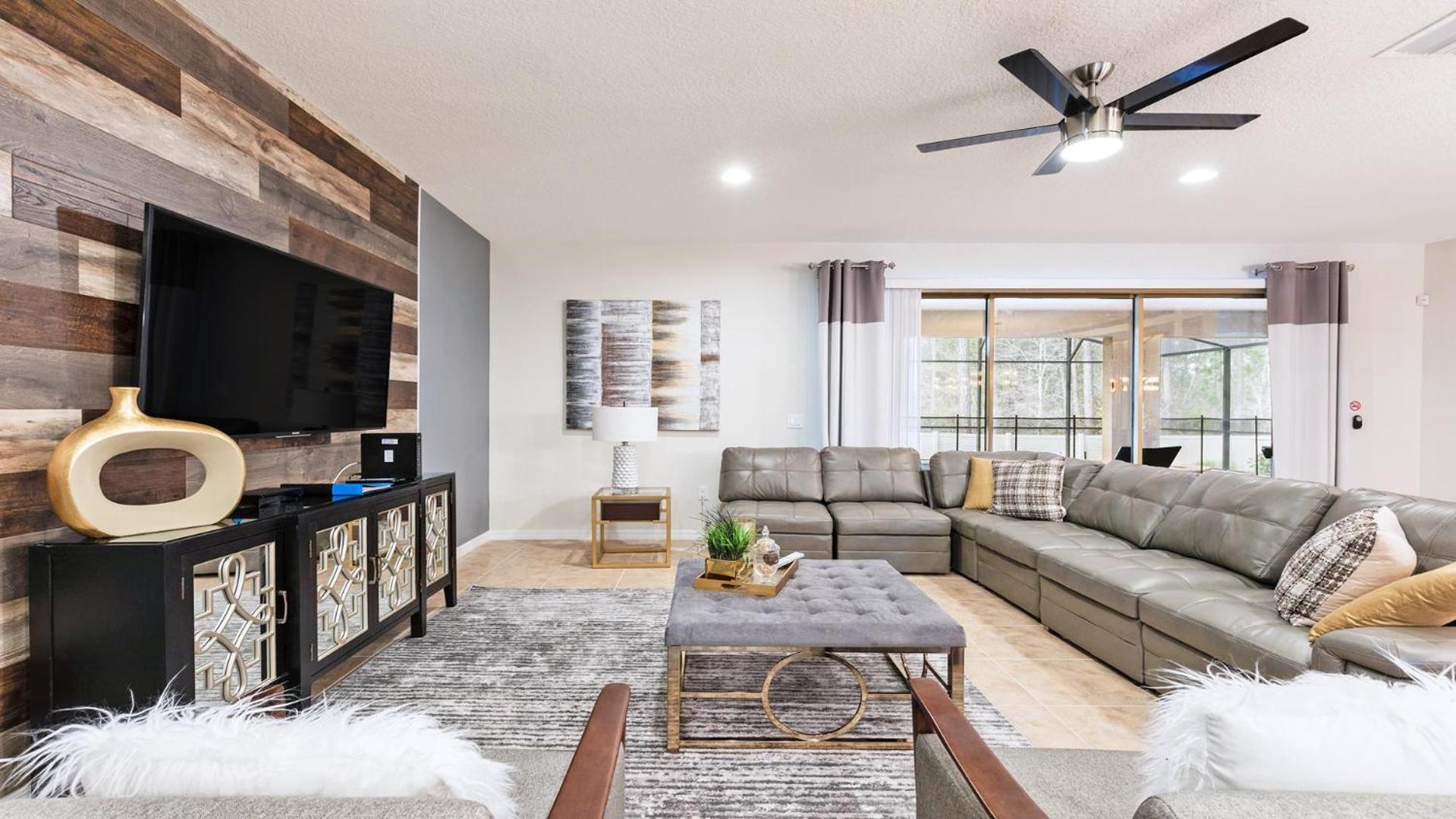 Windsor At Westside Greenview 1650 view 2
