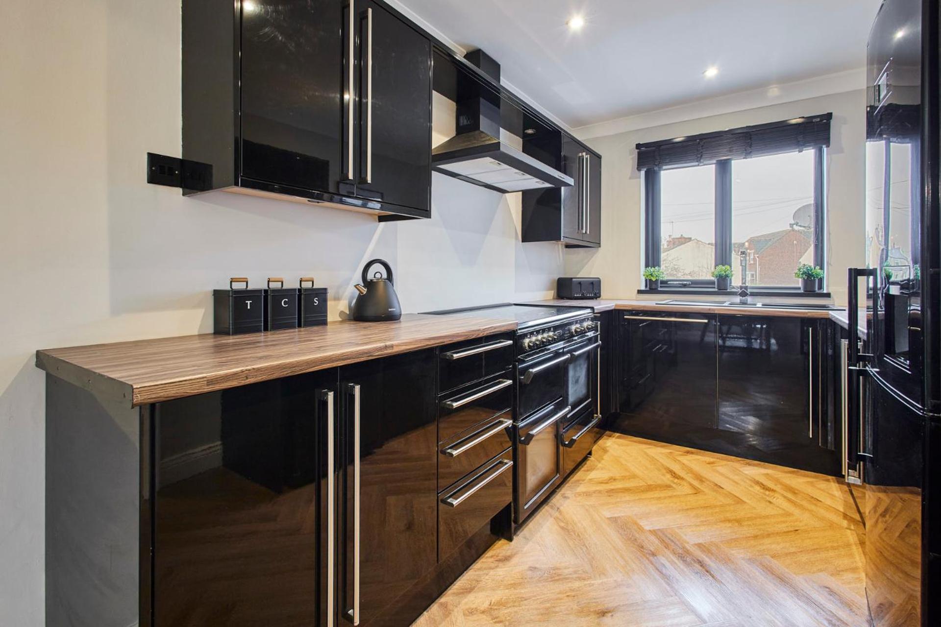 Host & Stay - Roseberry Topping Townhouse view 4