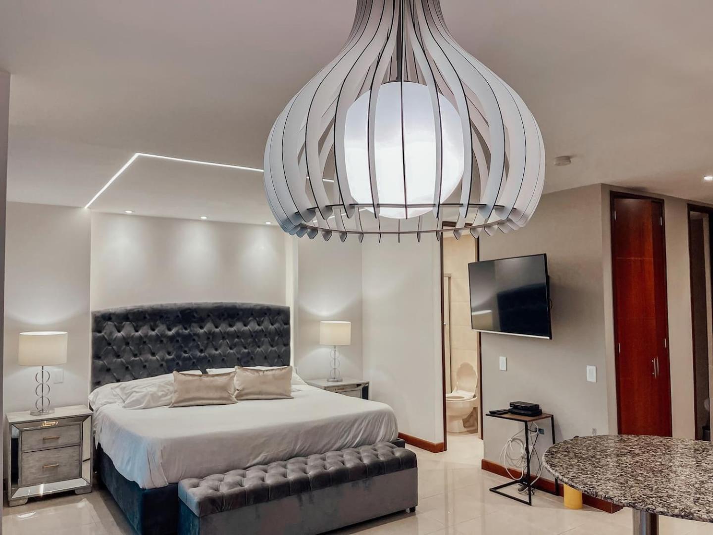 Luxury 1 Bedroom With Pool & Gym Close Provenza