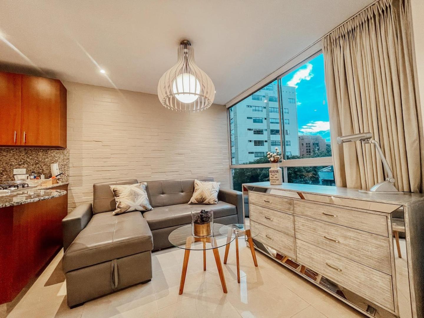 Luxury 1 Bedroom With Pool & Gym Close Provenza