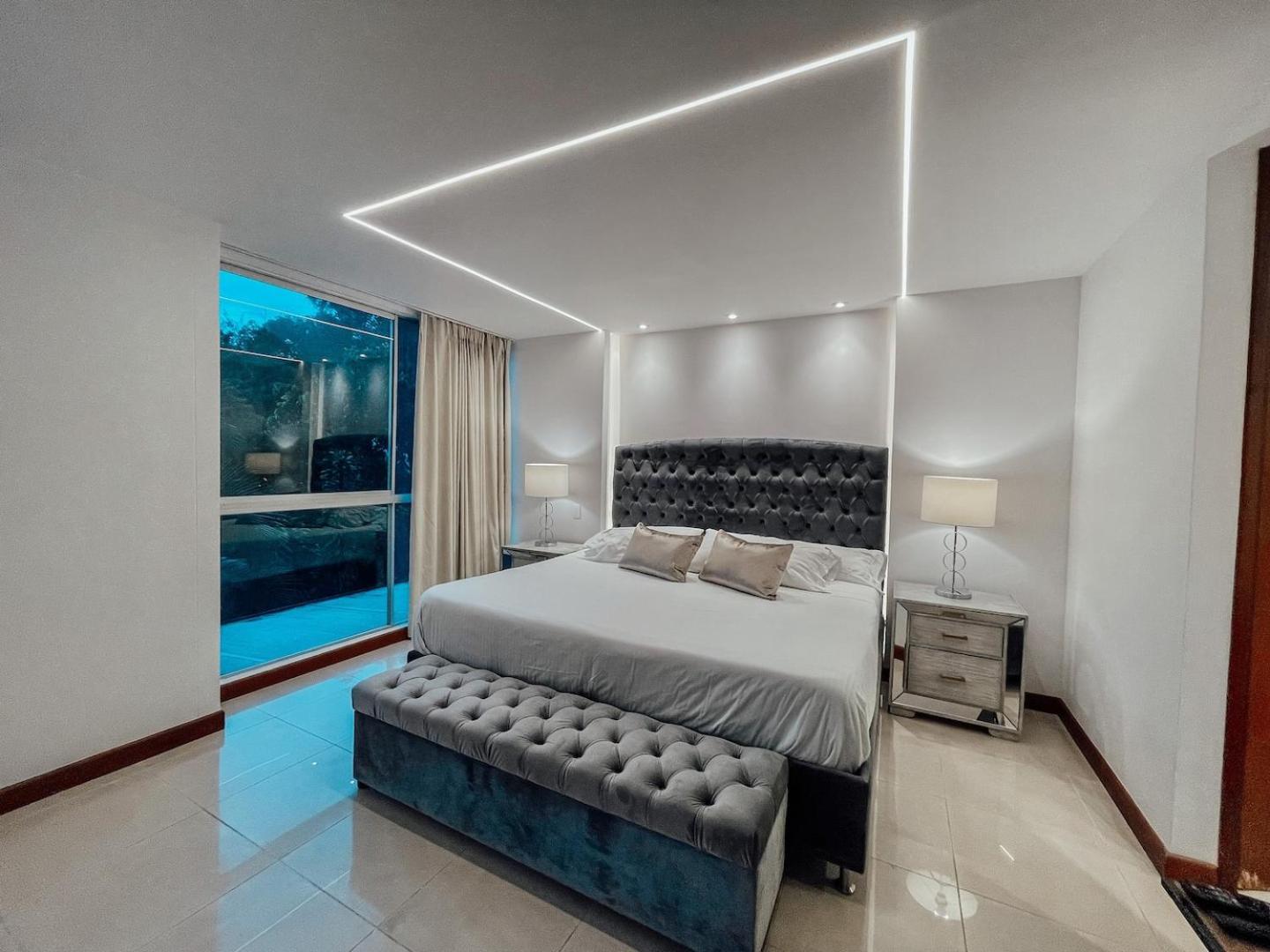 Luxury 1 Bedroom With Pool & Gym Close Provenza