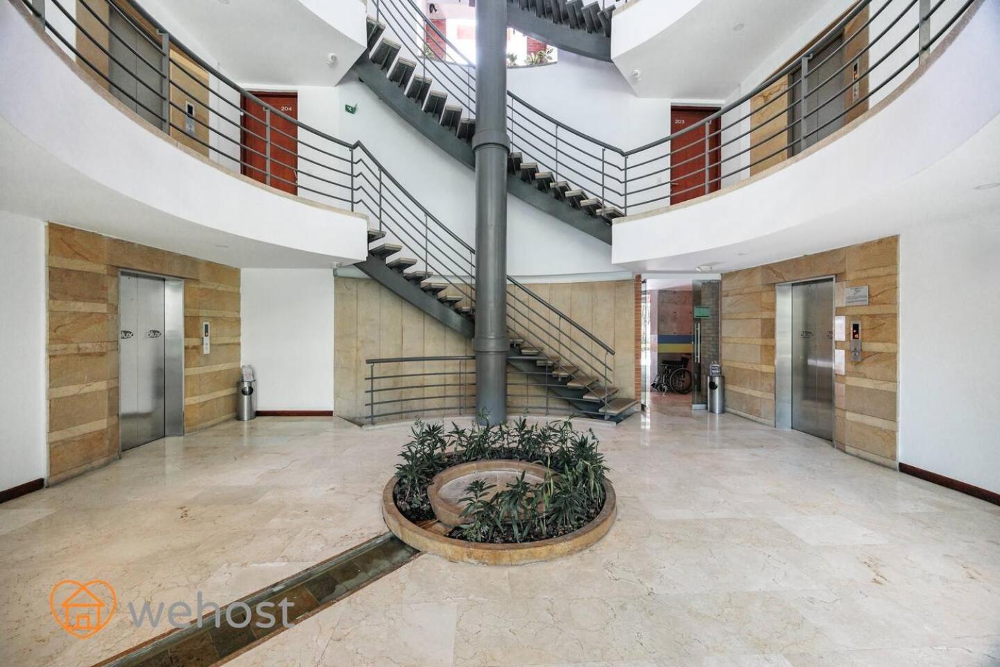 Luxury 1 Bedroom With Pool & Gym Close Provenza