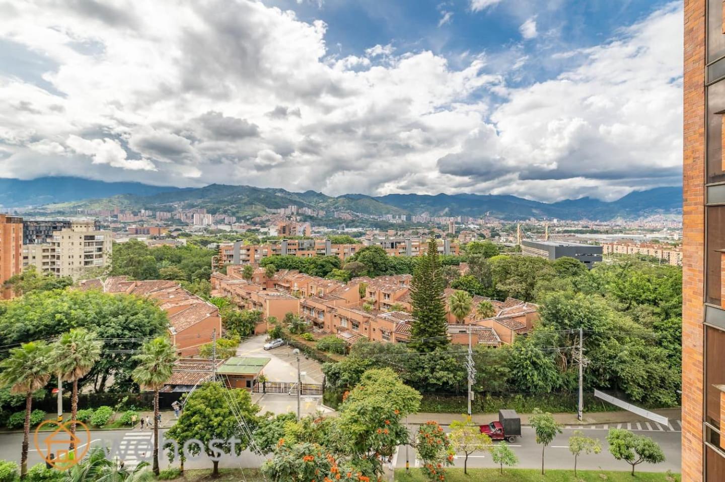 Elegant & Luxury 1 Bedroom Prime Location Poblado