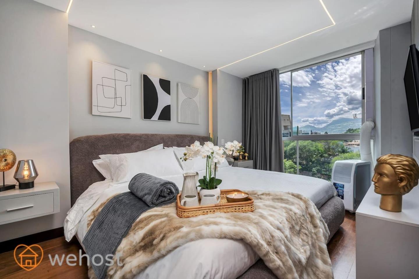 Amazing Luxury 1 Bedroom Gym & Pool Provenza 704
