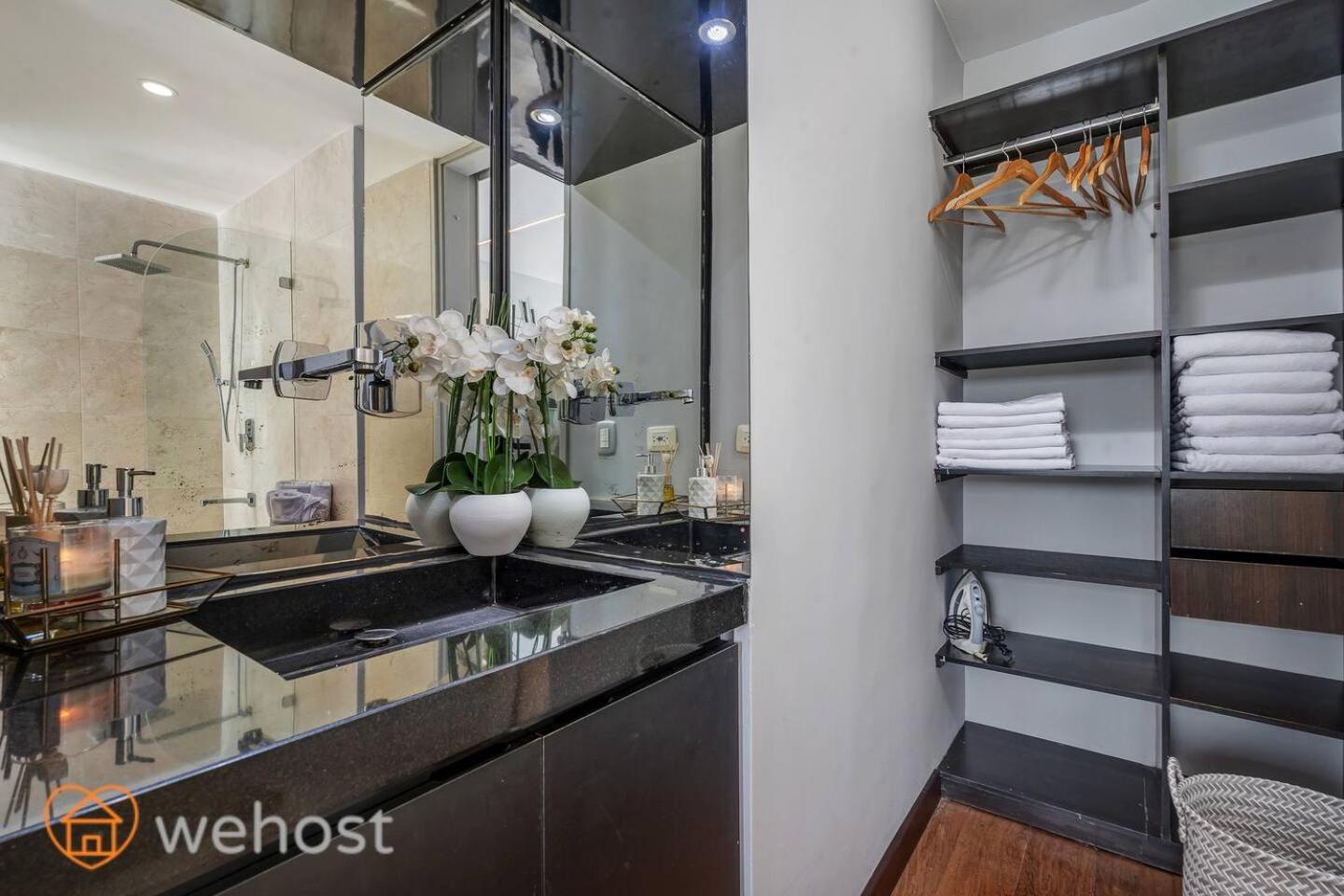 Amazing Luxury 1 Bedroom Gym & Pool Provenza 704