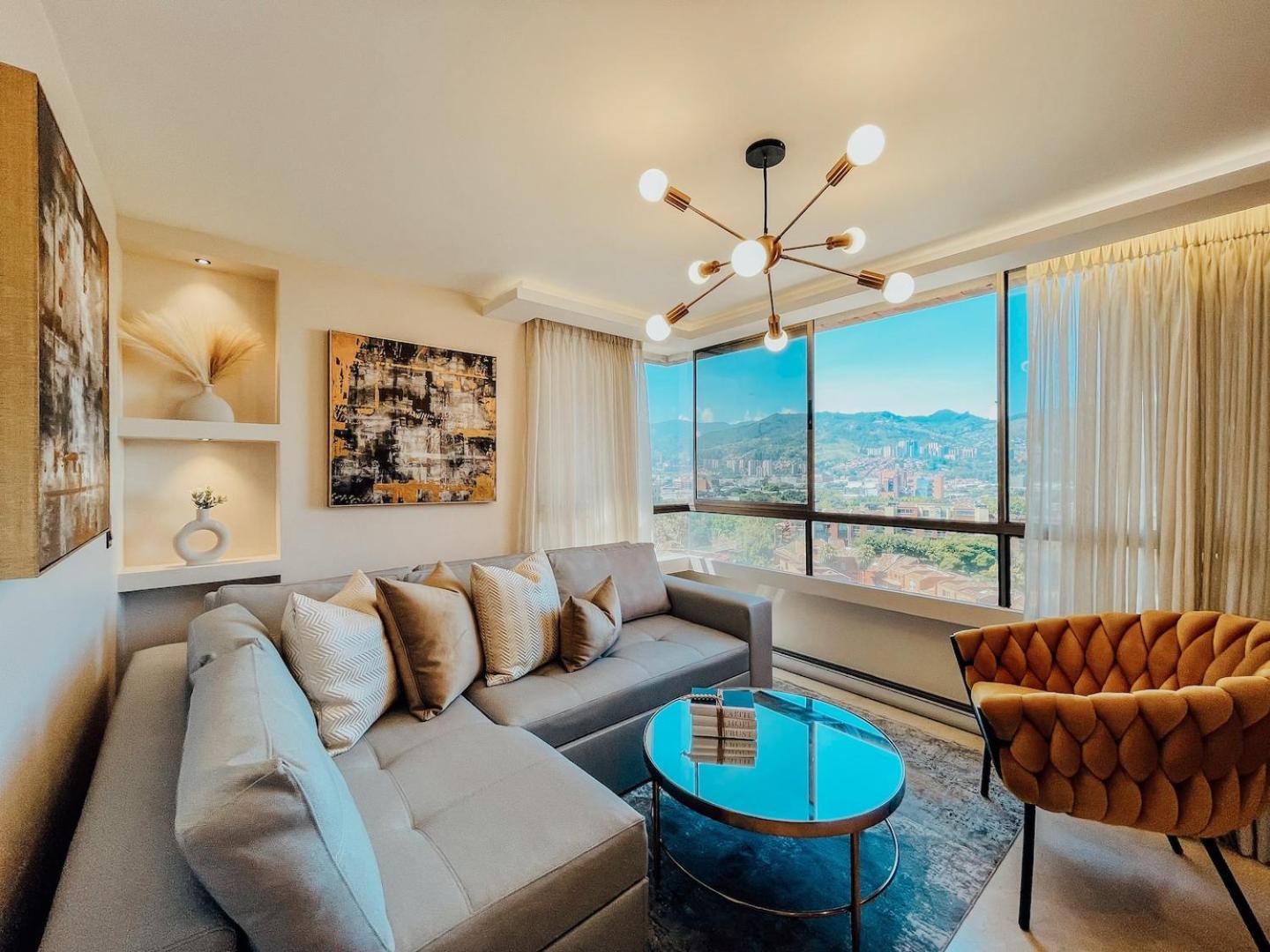 Elegant & Luxury 1 Bedroom Prime Location Poblado