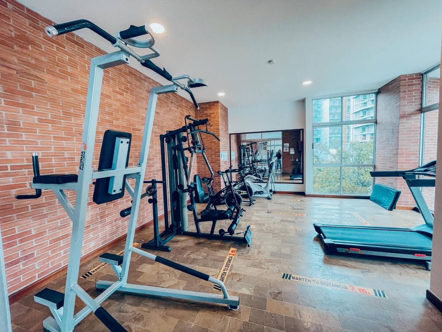 Amazing Luxury 1 Bedroom Gym & Pool Provenza 704