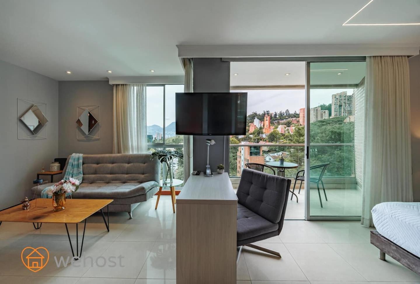 High Floor 1 Bedroom With Pool Gym Provenza 1103