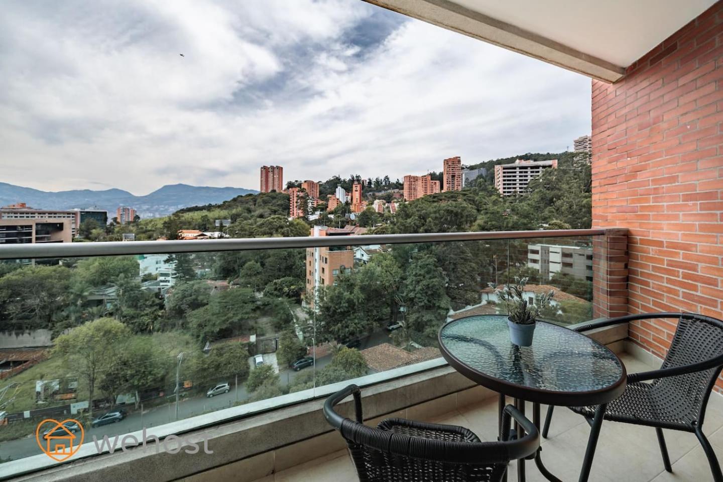 High Floor 1 Bedroom With Pool Gym Provenza 1103