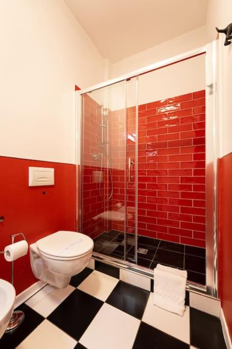 PN2-Train station, one bedroom flat 2 to 4 guests