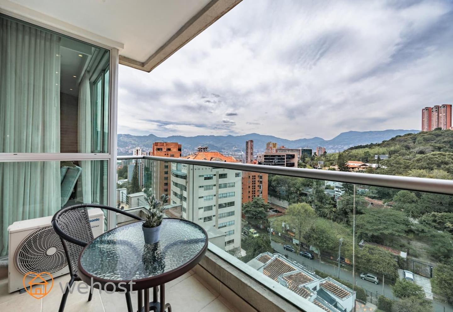 High Floor 1 Bedroom With Pool Gym Provenza 1103