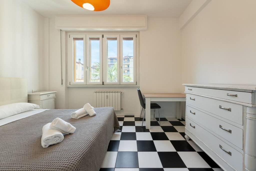 PN2-Train station, one bedroom flat 2 to 4 guests