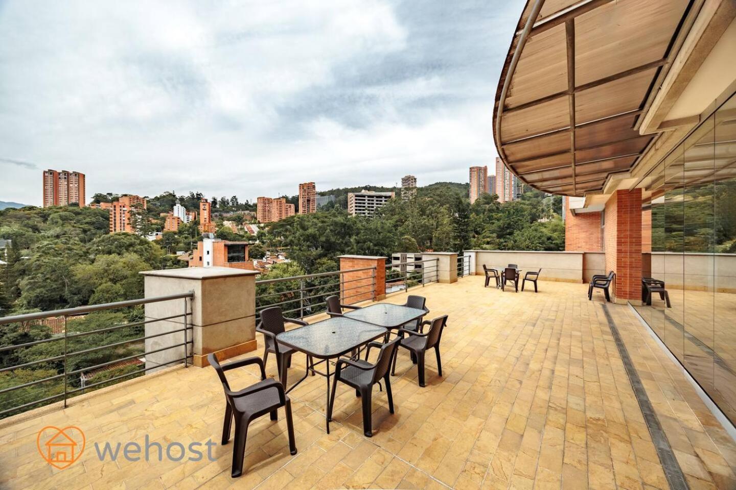 High Floor 1 Bedroom With Pool Gym Provenza 1103