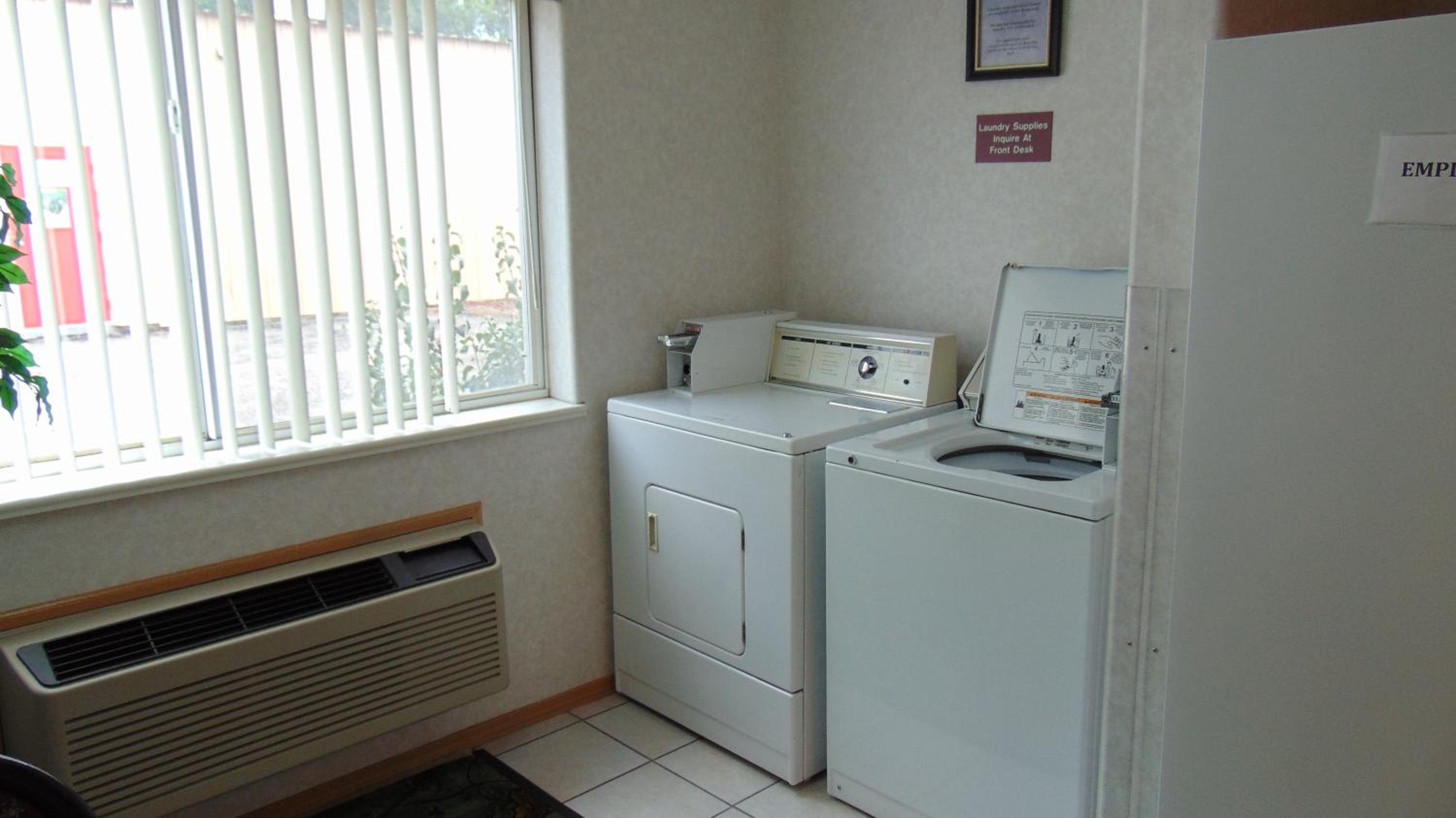 Montrose Vacations - Stay Wise Inns of Montrose - Property Image 6
