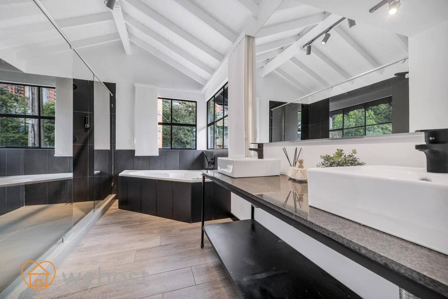 Japandi Style House 3 Bedroom & Bathtub