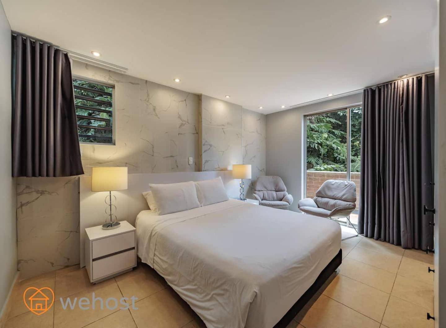 Ideal Location With Huge Terrace & Great View