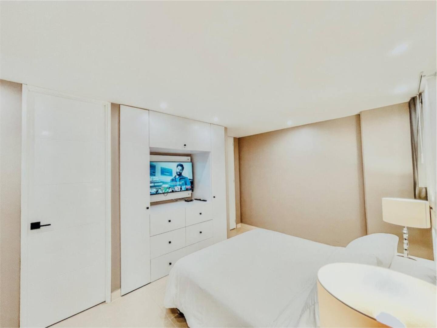 Ideal Location With Huge Terrace & Great View