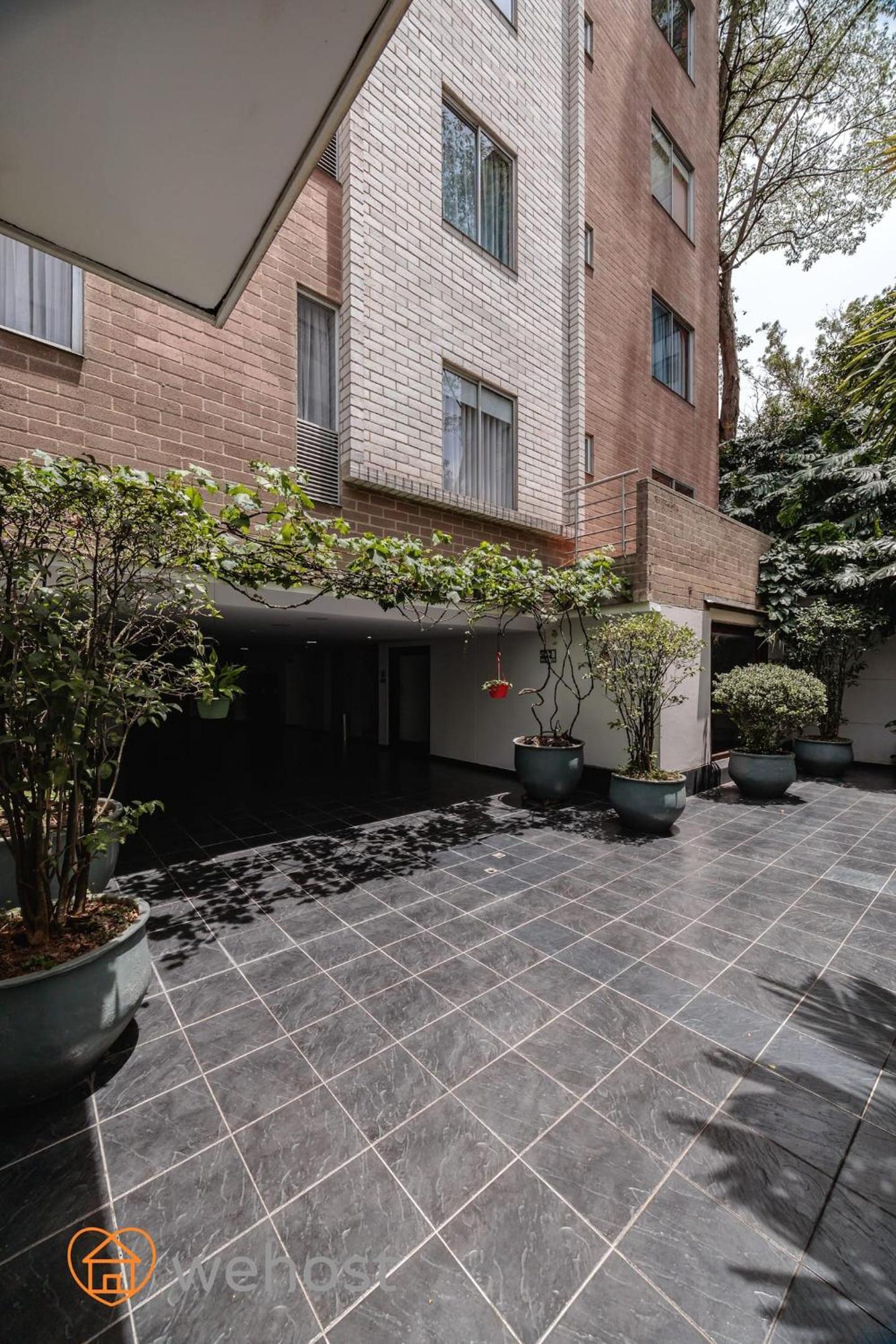 Ideal Location With Huge Terrace & Great View