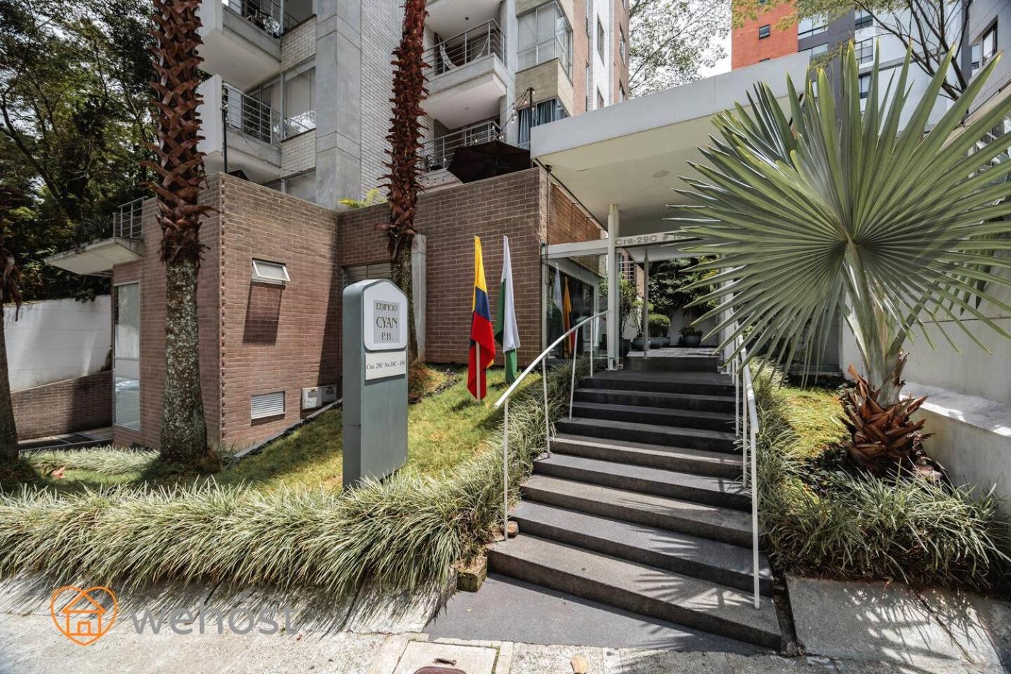 Ideal Location With Huge Terrace & Great View