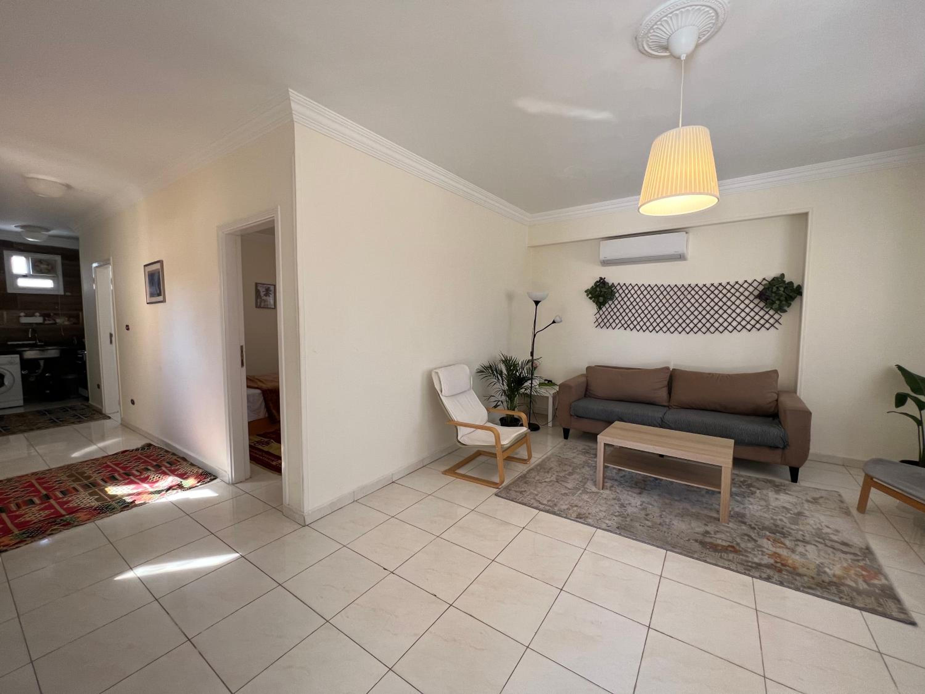 H-Residence 2 Bedroom Cozy Apartment in New Cairo near Airport
