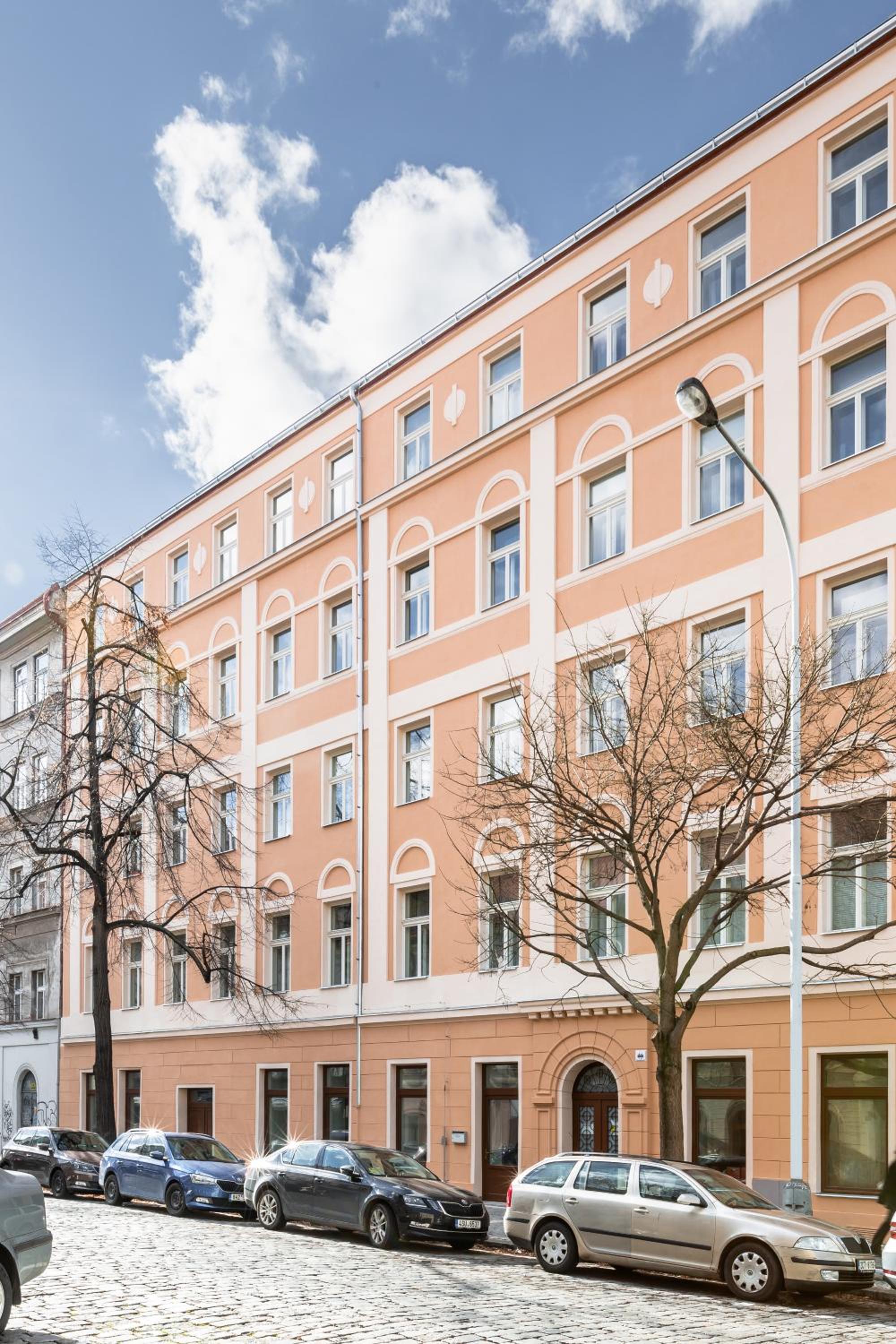 TurnKey I Karlín Square Apartments