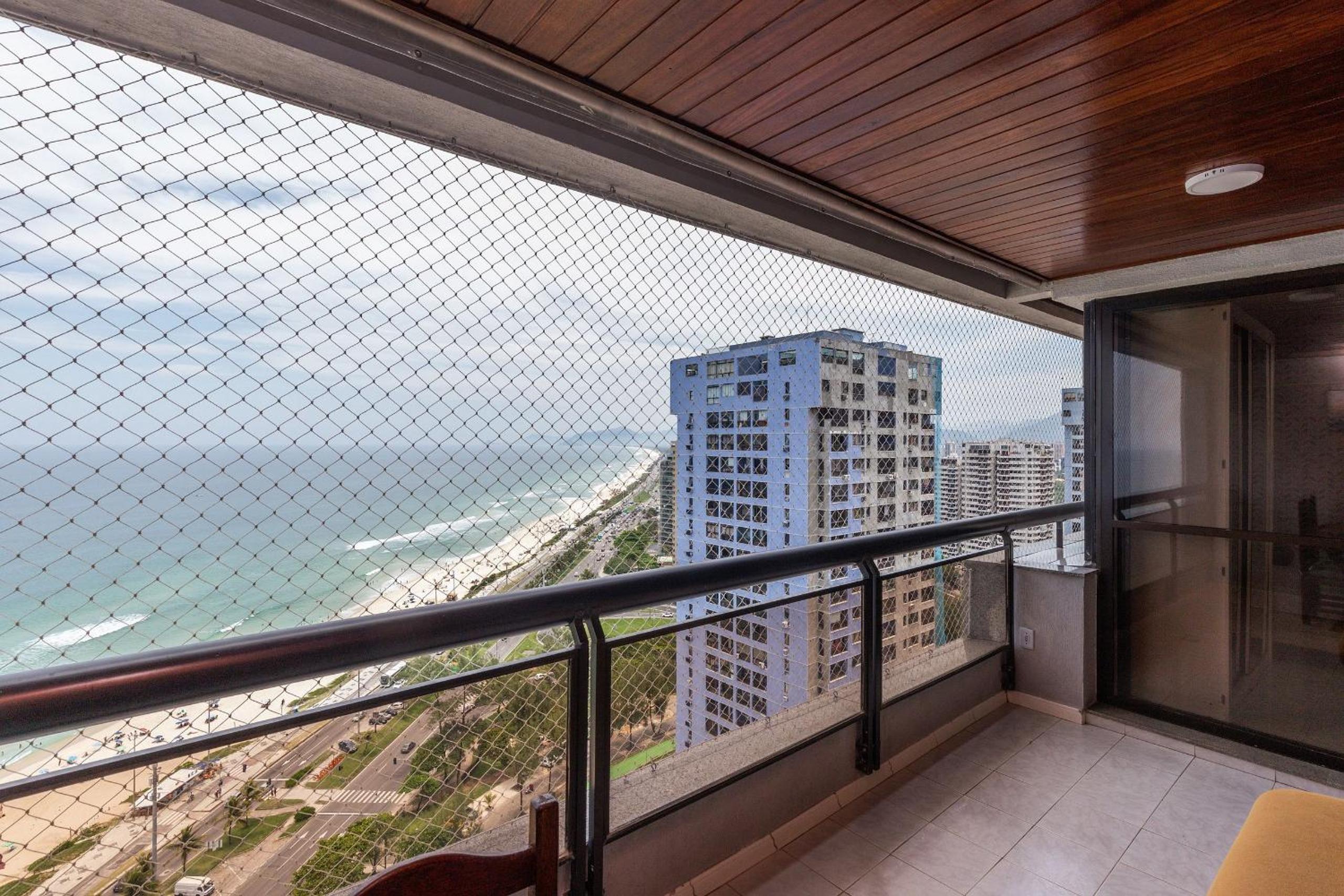 Vista Panoramica da Praia com 2qts, e vaga