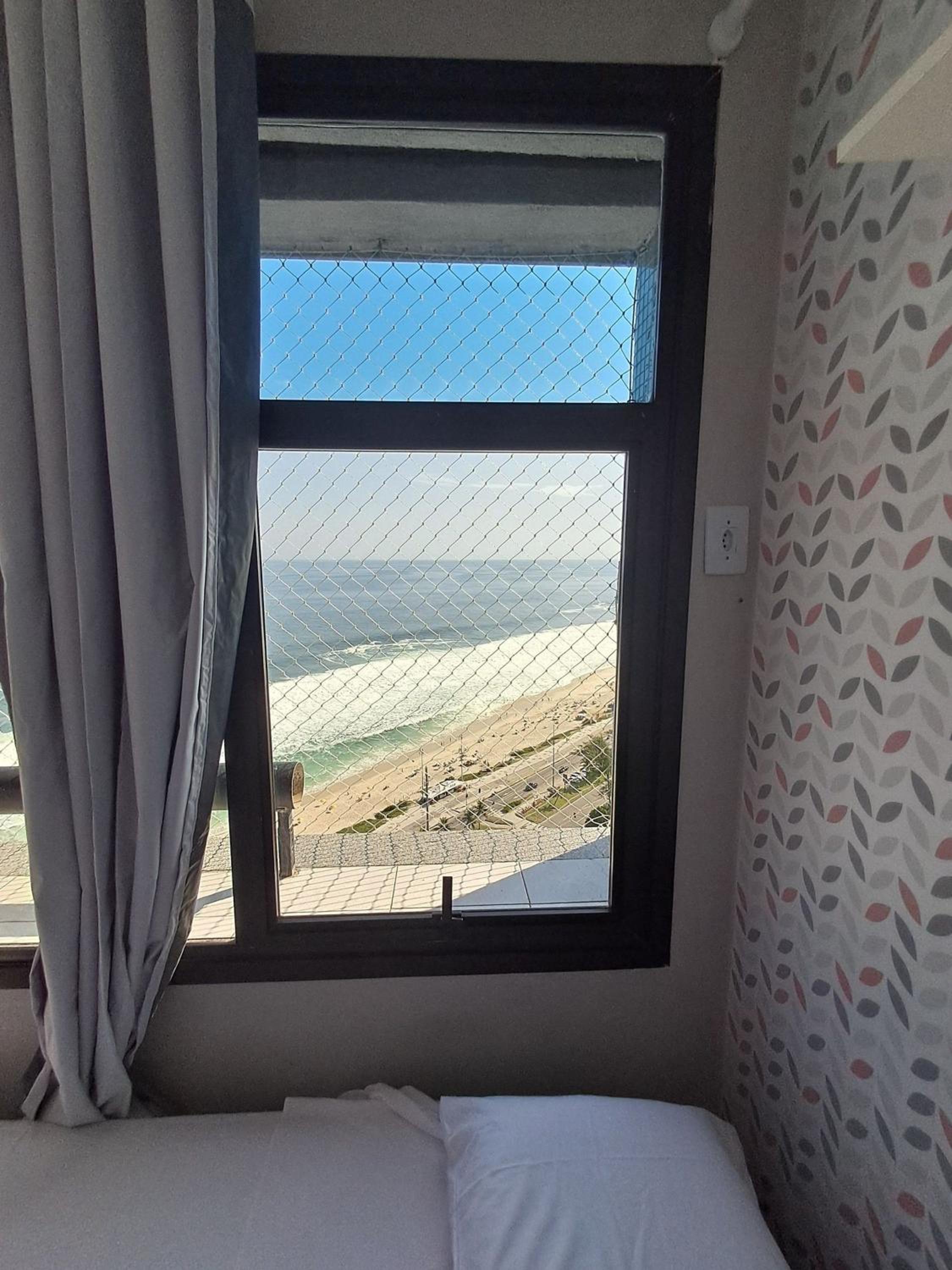 Vista Panoramica da Praia com 2qts, e vaga