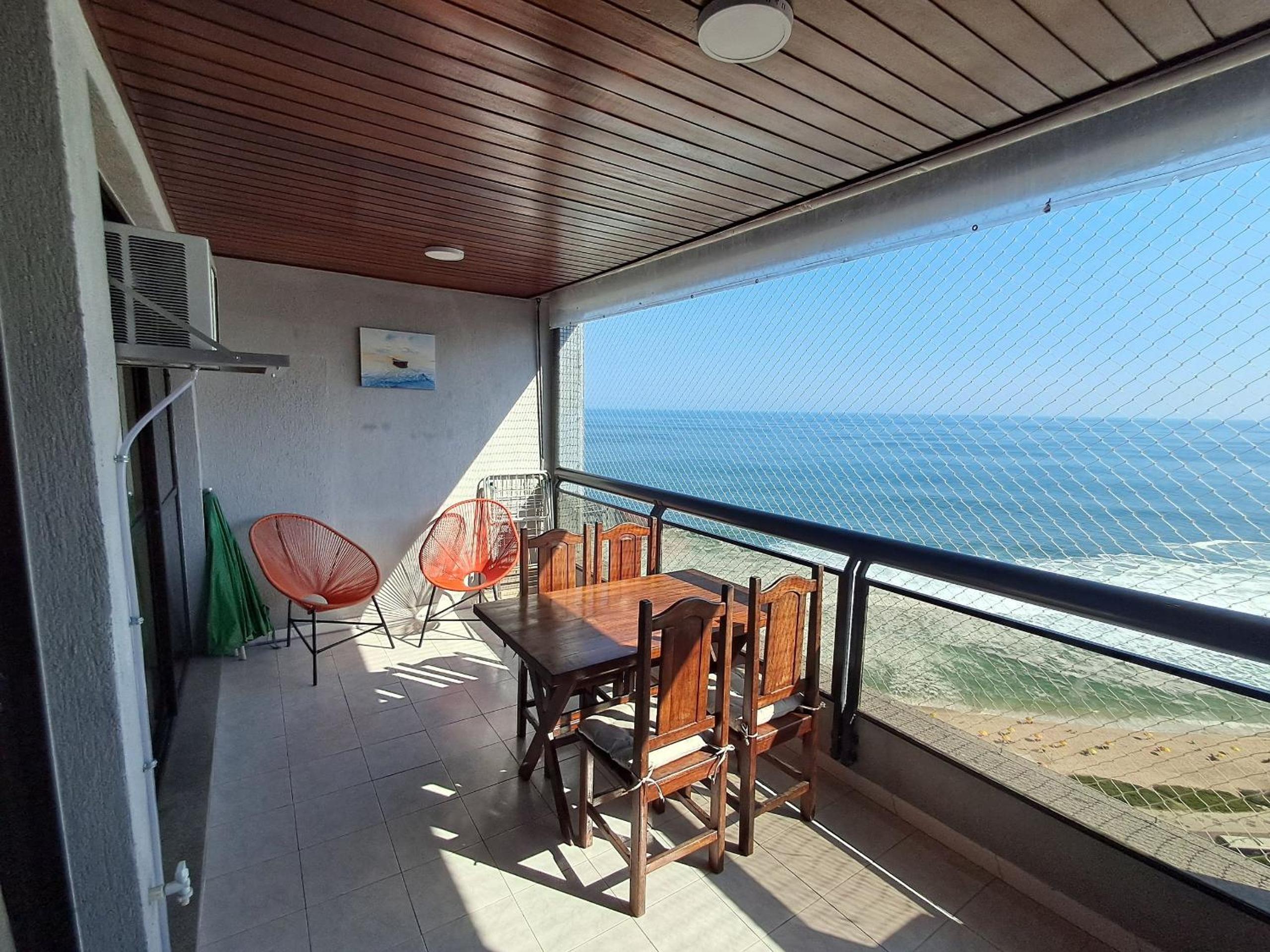 Vista Panoramica da Praia com 2qts, e vaga