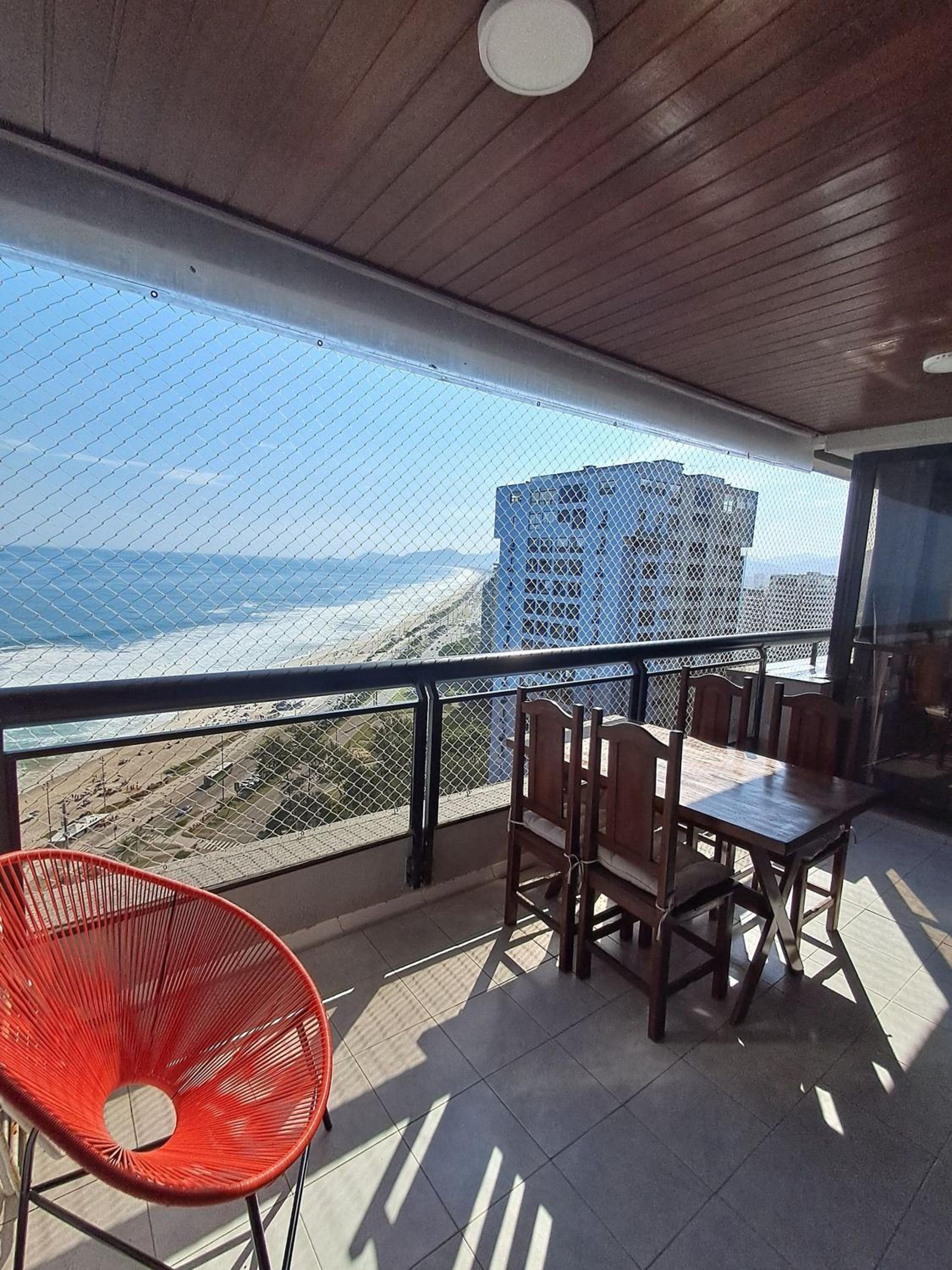 Vista Panoramica da Praia com 2qts, e vaga
