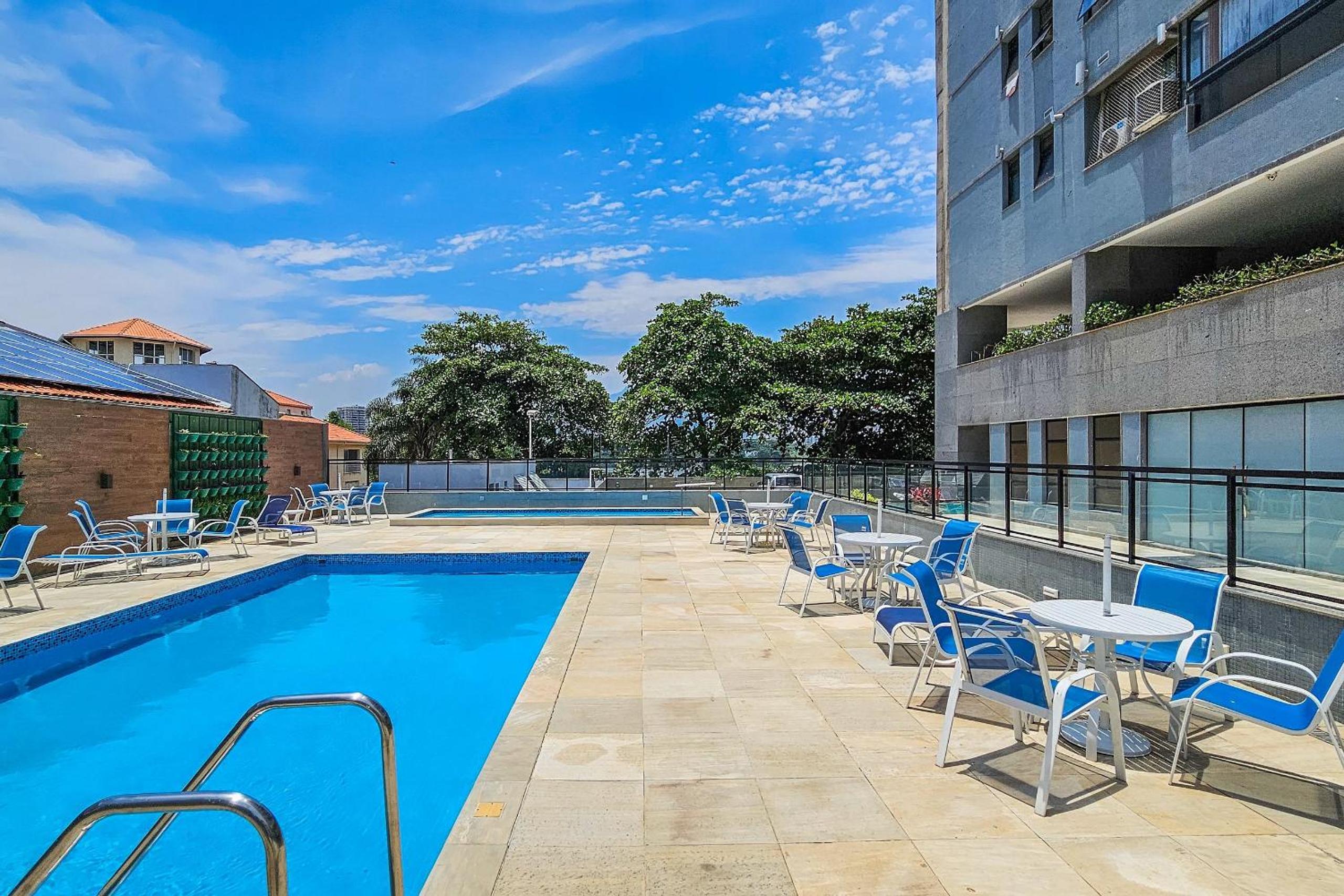 Vista Panoramica da Praia com 2qts, e vaga