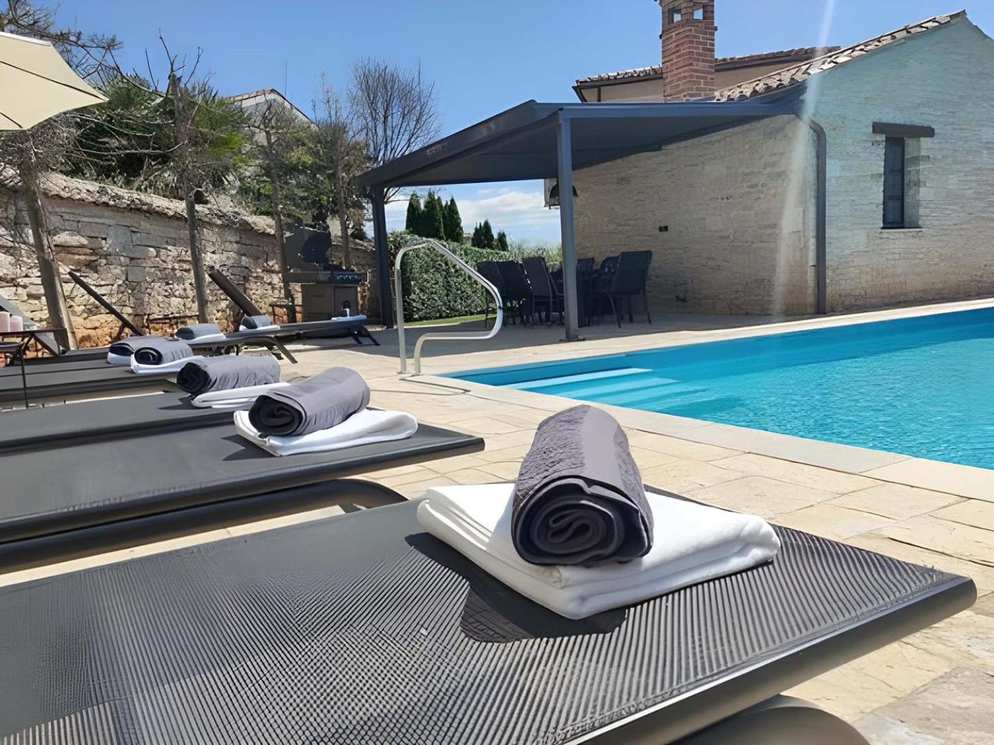 Villa Campanula