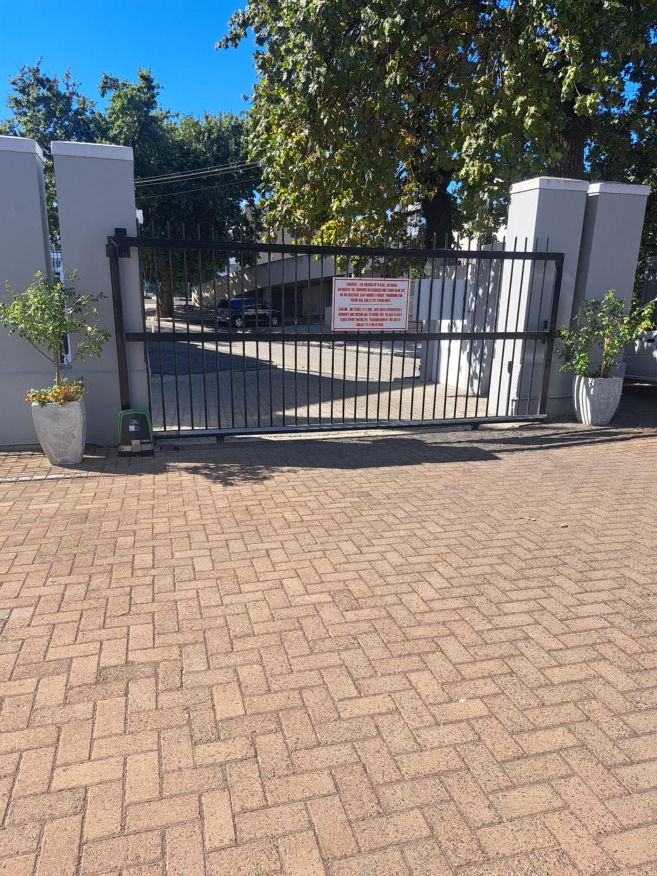 The Silhouette - Paarl - Self Catering Apartment