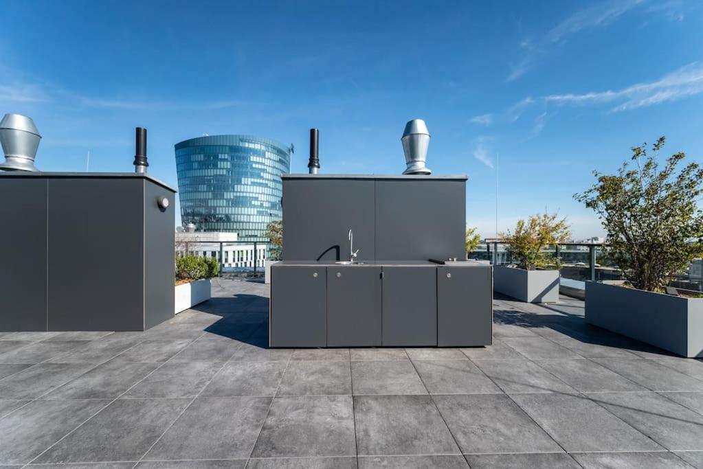 Smart Studio with Terrace by HM