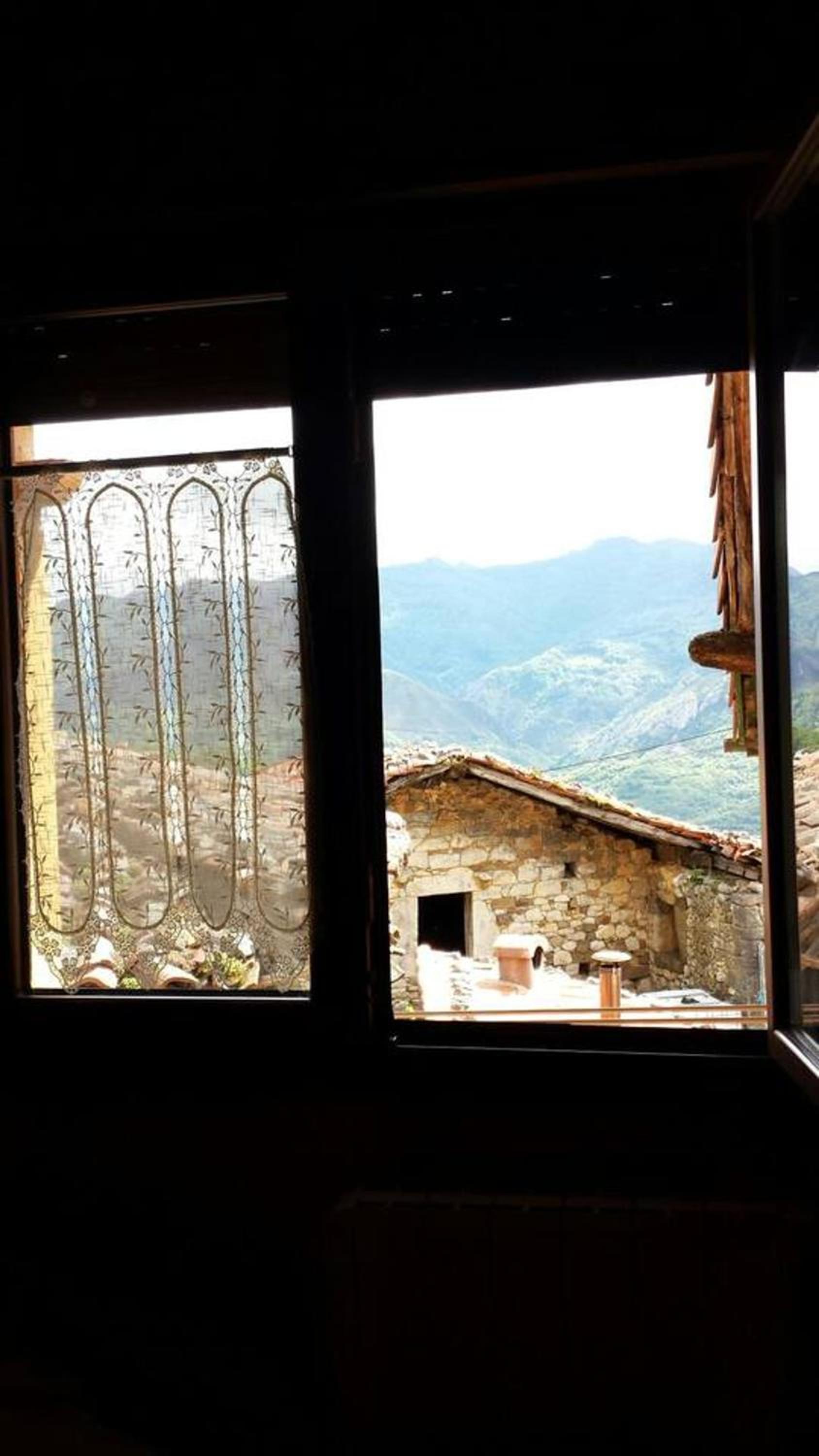 Welcoming House in Bermiego with All Comforts