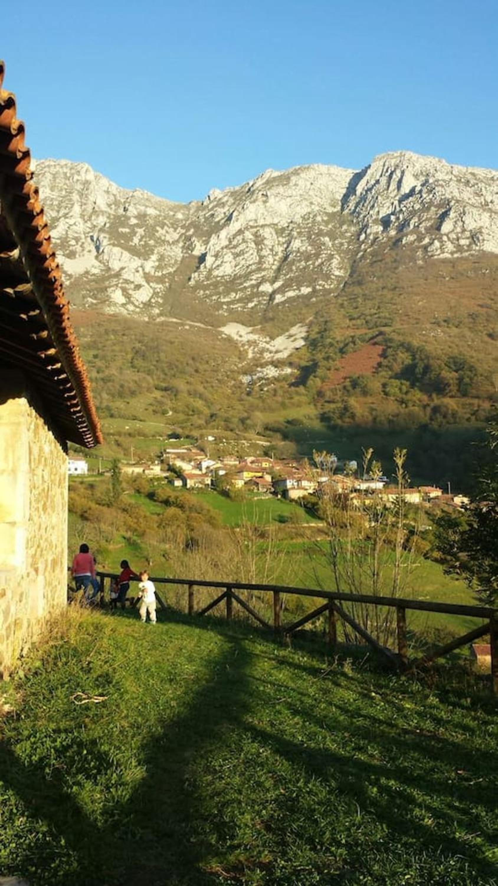 Welcoming House in Bermiego with All Comforts