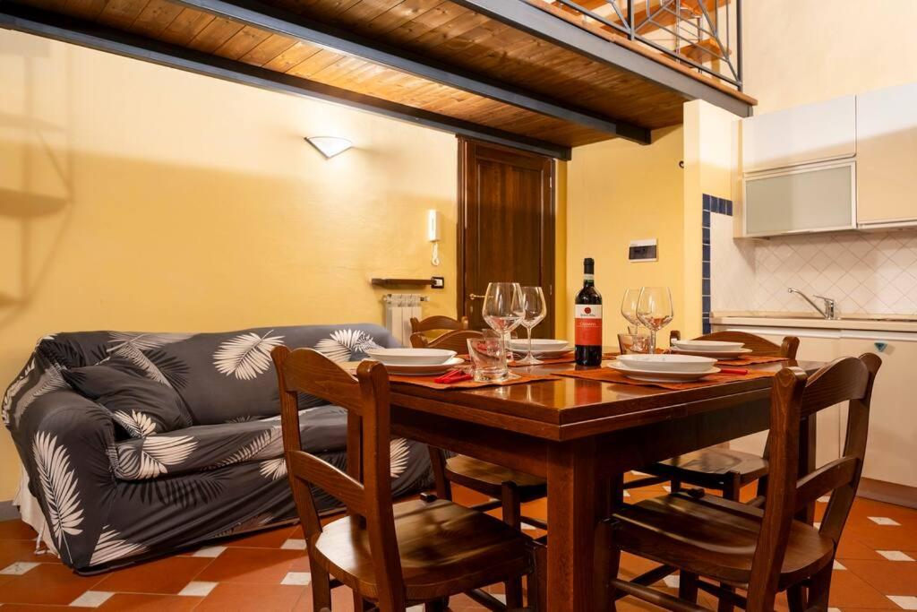 Serragli- Stile rustico rinascimentale in Oltrarno