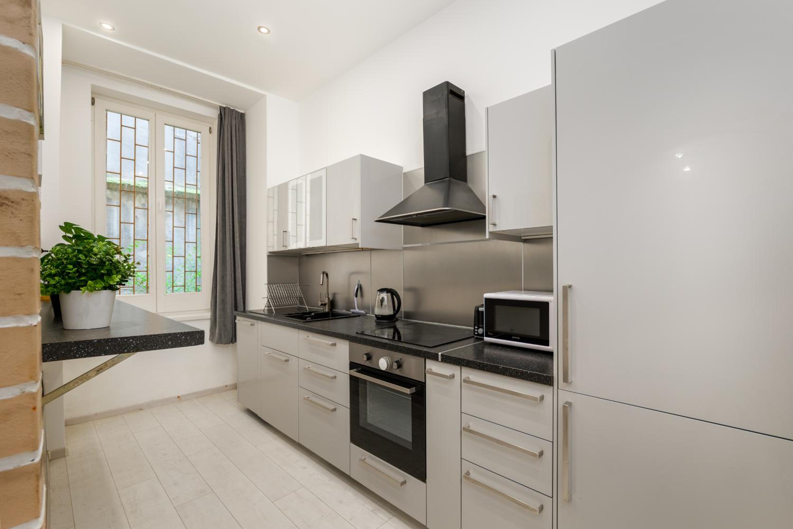 Cosy Home-Apartment in Liszt Ferenc view 4