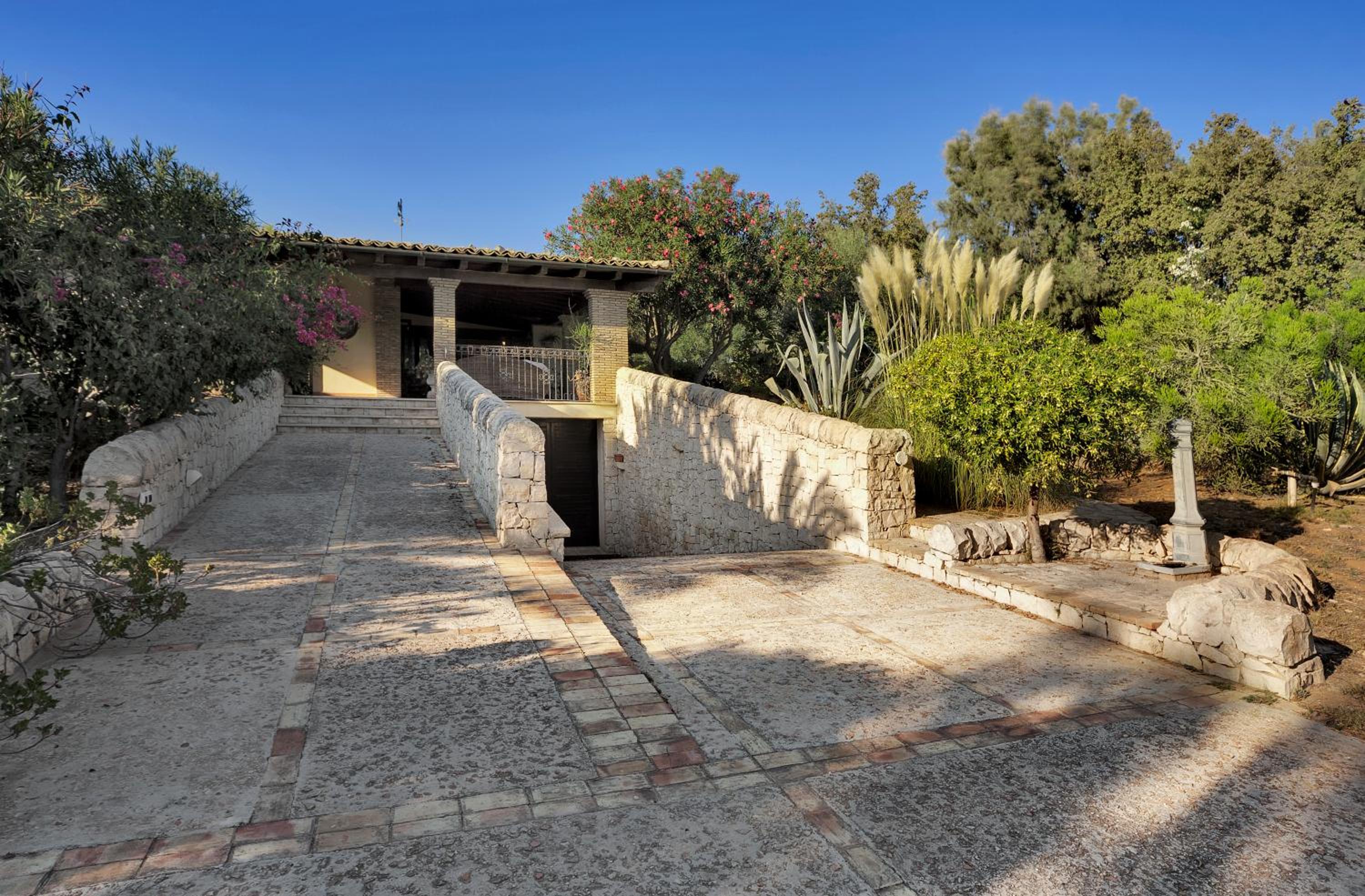 Villa Vigata on the beach of kaucana