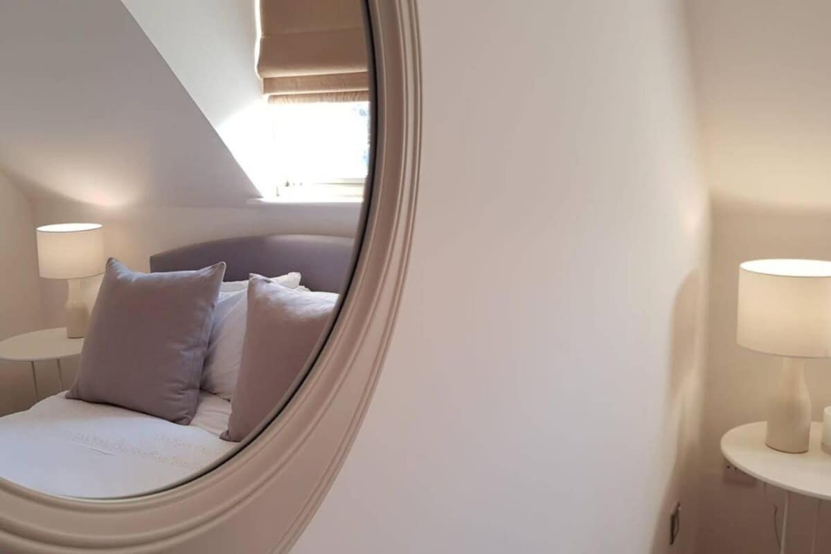 Modern Apartment in the Heart of Oxford with Secure Underground Parking view 2