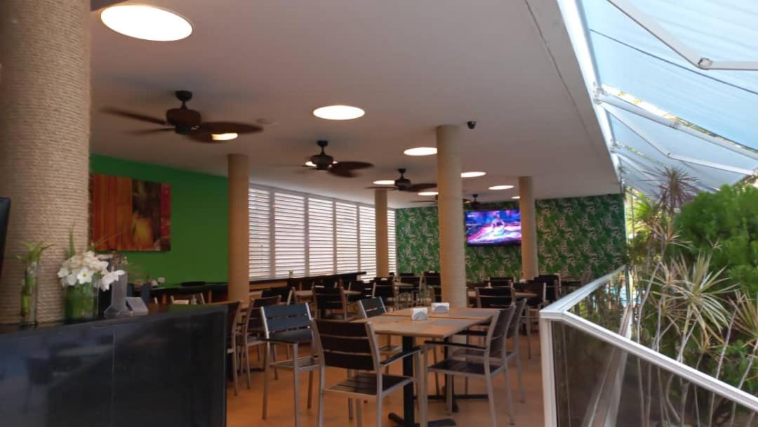 PH1401 Hotel Margarita Real