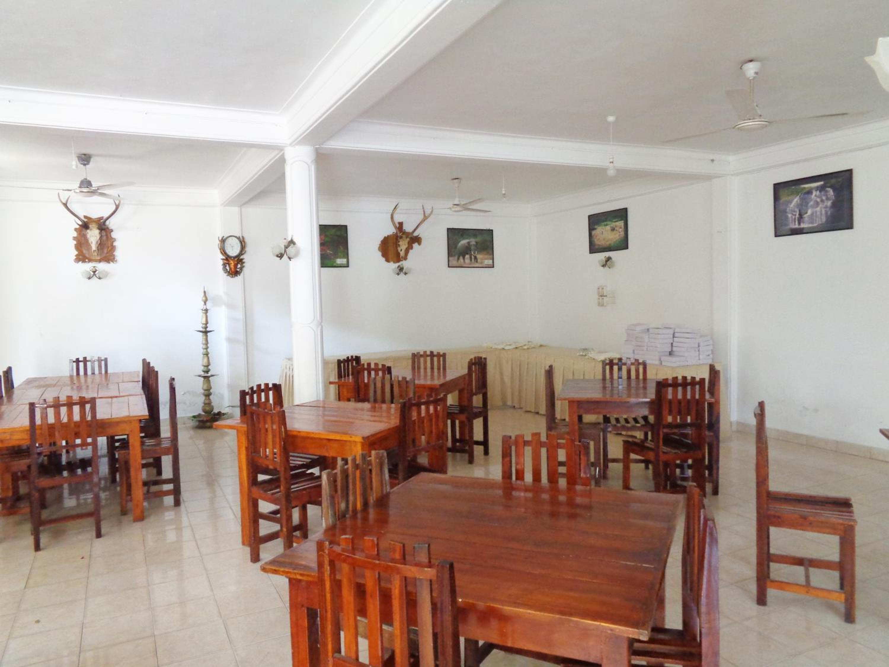 Wellawaya Rest House
