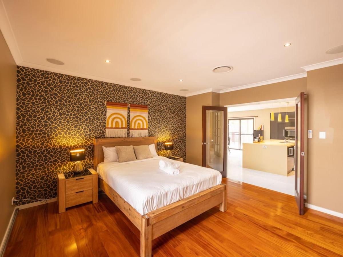Stylish 2BR House for a Memorable Stay Stretton