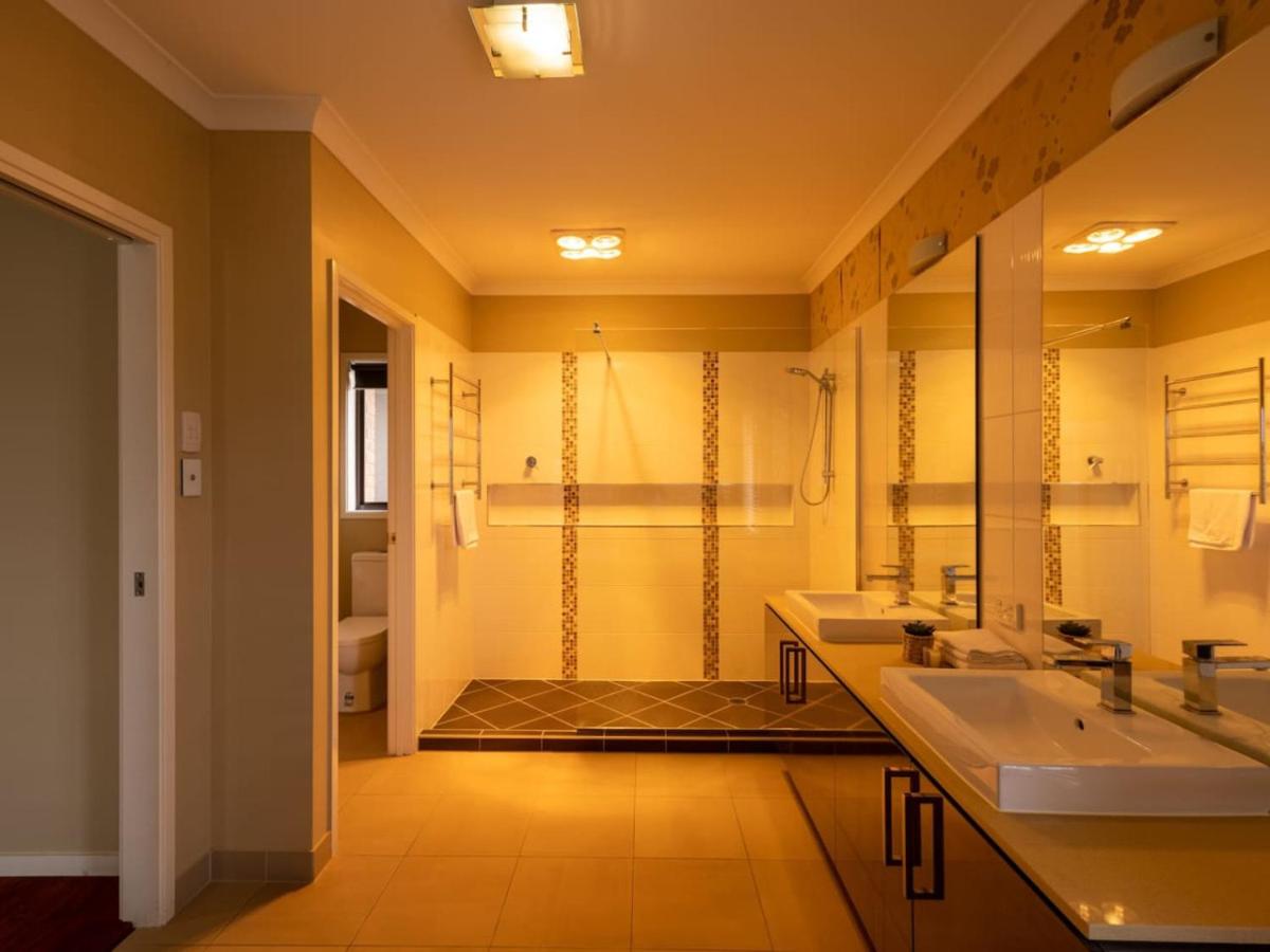 Stylish 2BR House for a Memorable Stay Stretton
