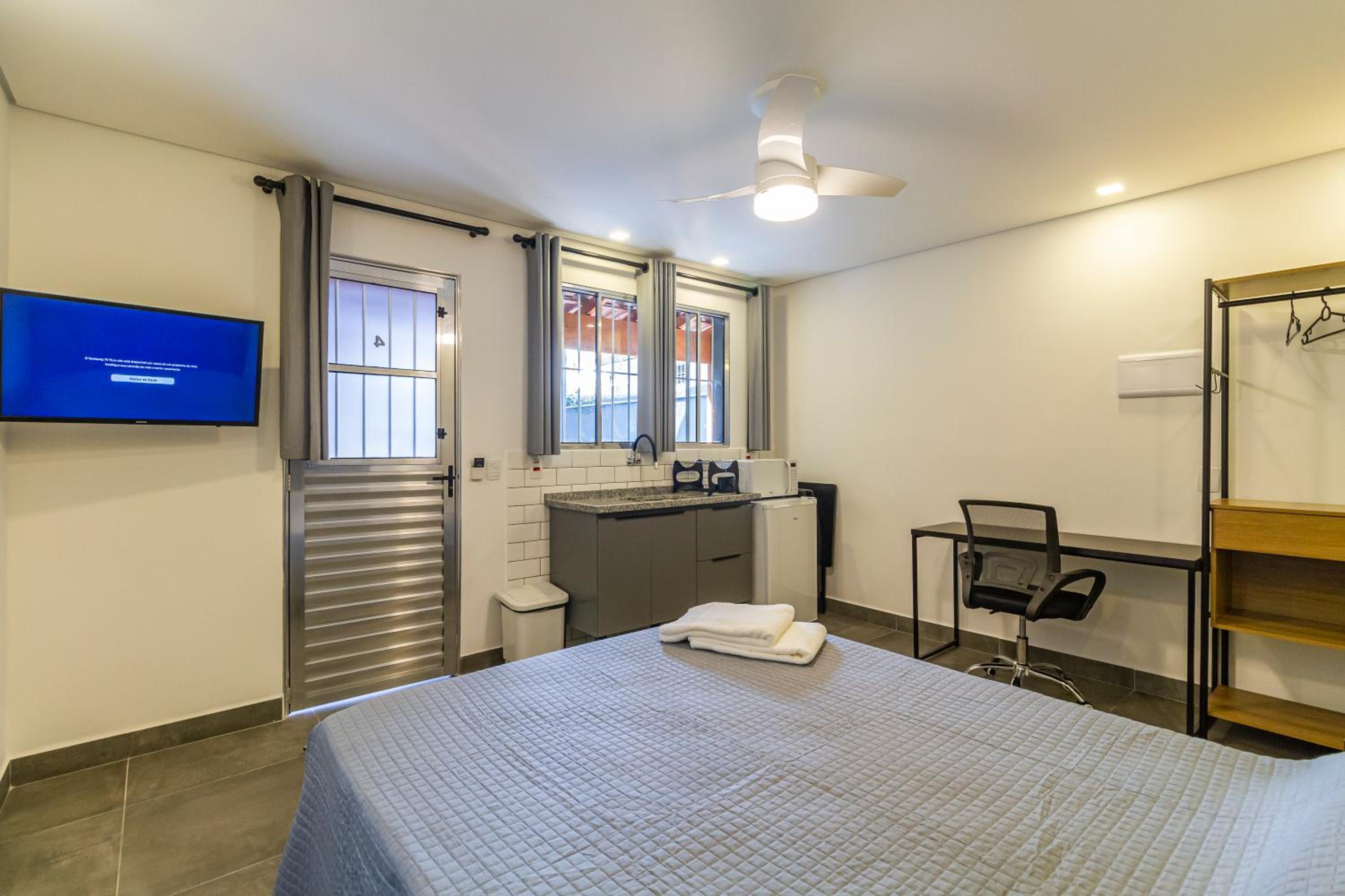 A CASINA: STUDIOS Vila Madalena - BECO DO BATMAN