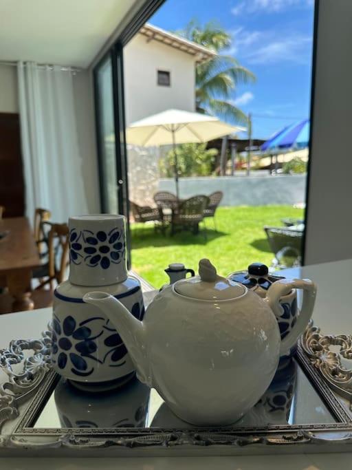 Linda casa em Guarajuba a passos do mar