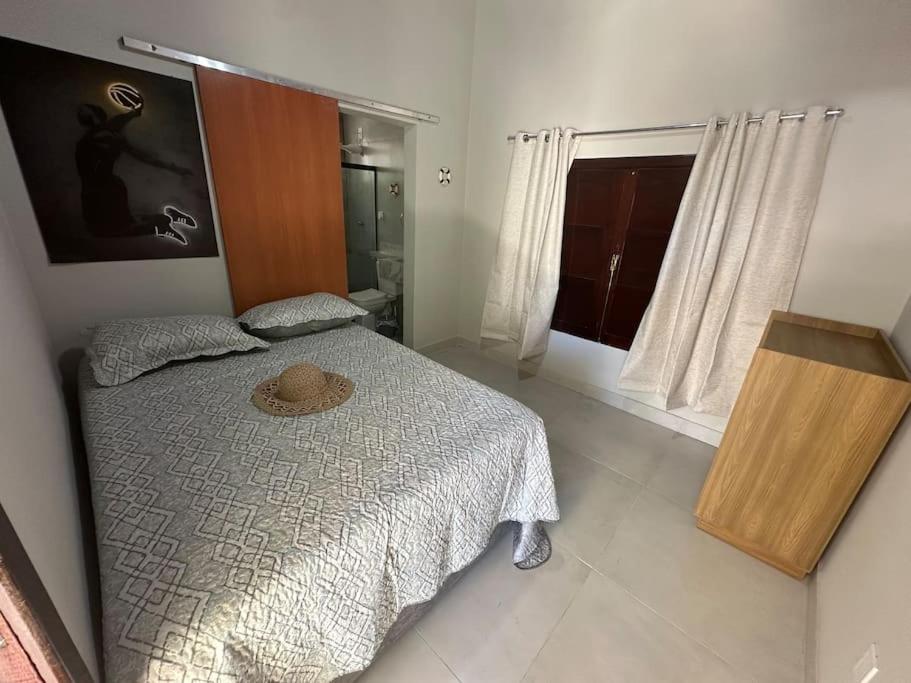 Linda casa em Guarajuba a passos do mar