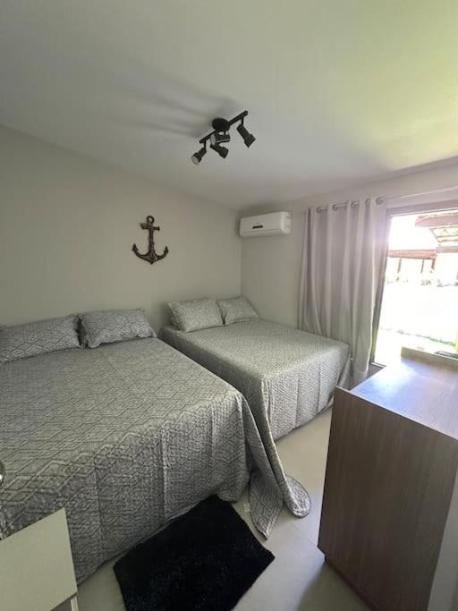 Linda casa em Guarajuba a passos do mar