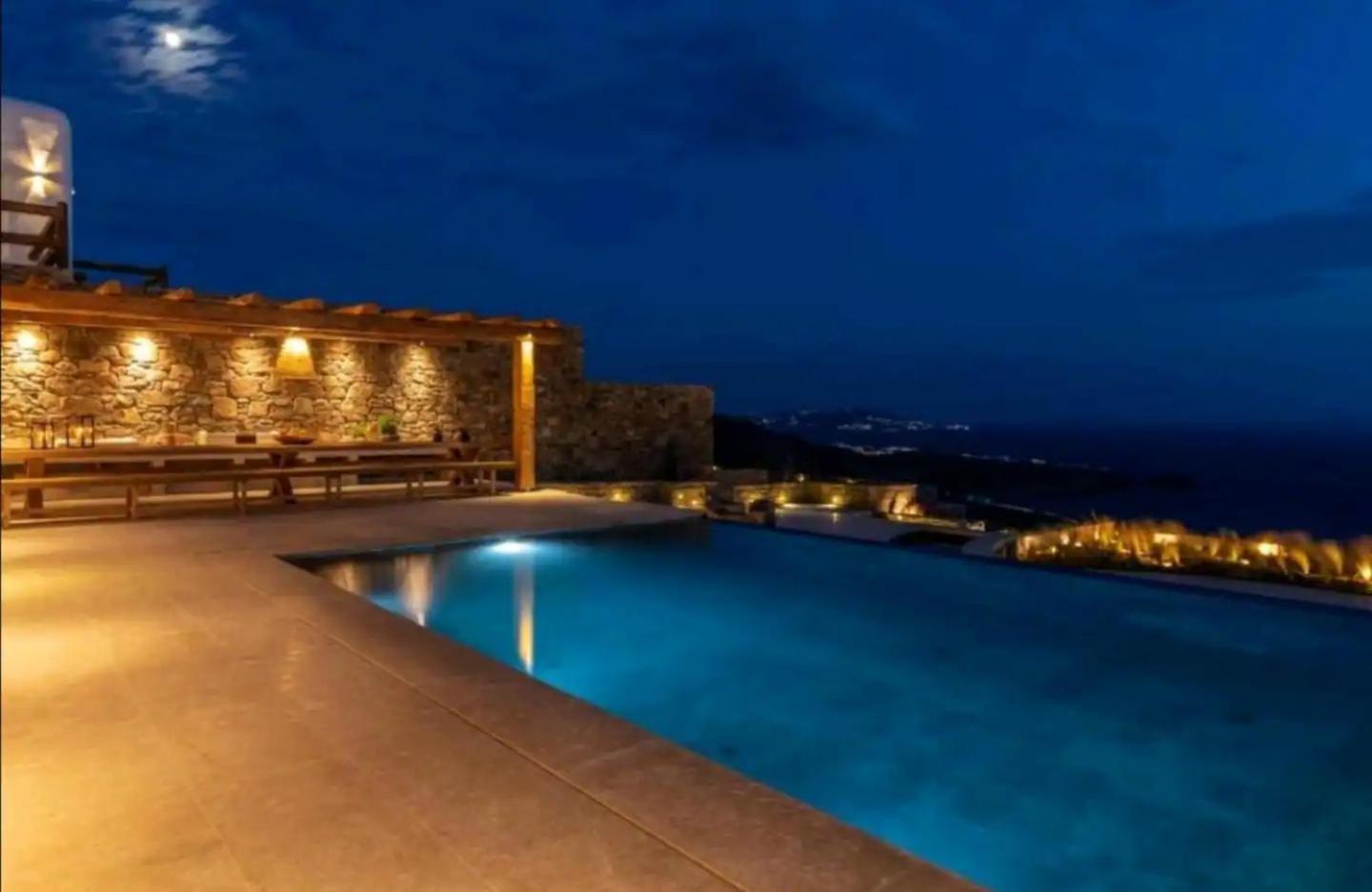 Villa Lion